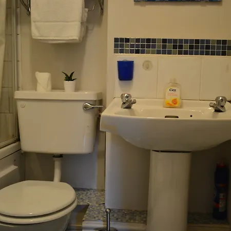 Jervis Place Apartment